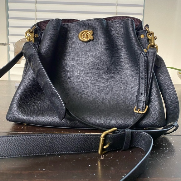 Coach Willow Black Womens Shoulder Bag and purse - Picture 1 of 12